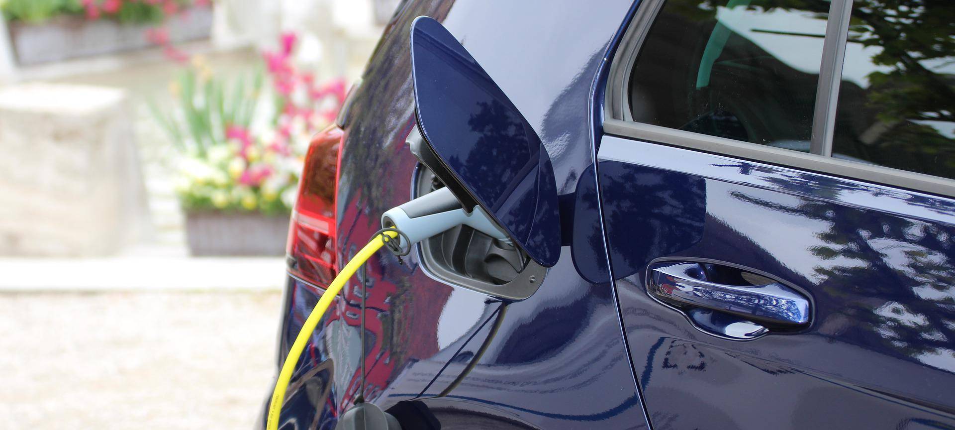 Zunahme von E-Auto-Zulassungen im Kreis Borken